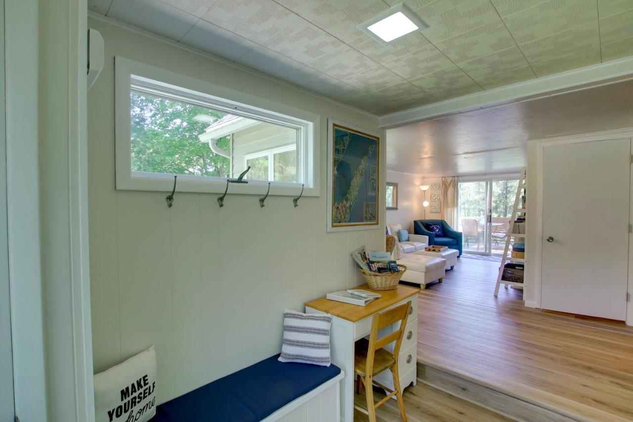 Updated Home With Deck 2 Mi To Sister Bay Beach! Eksteriør billede