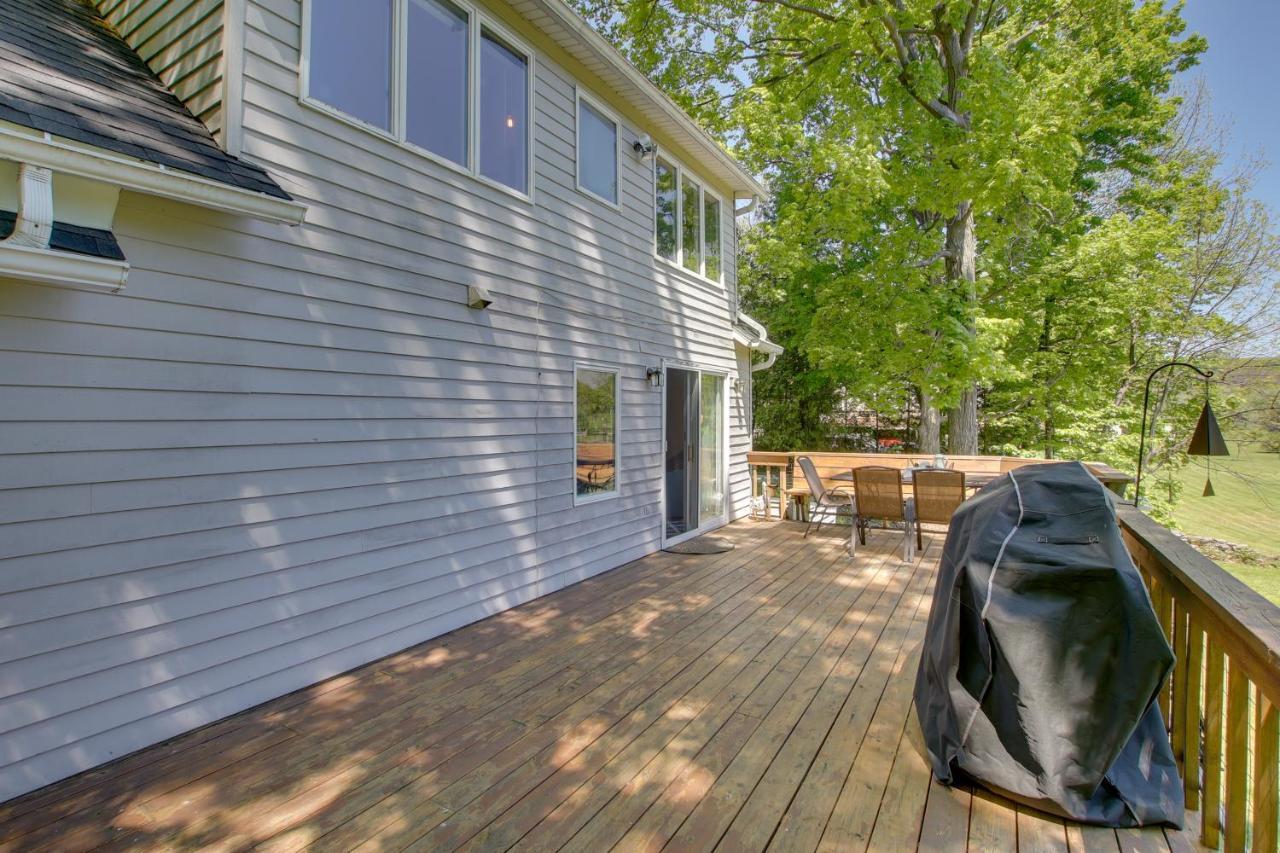 Updated Home With Deck 2 Mi To Sister Bay Beach! Eksteriør billede